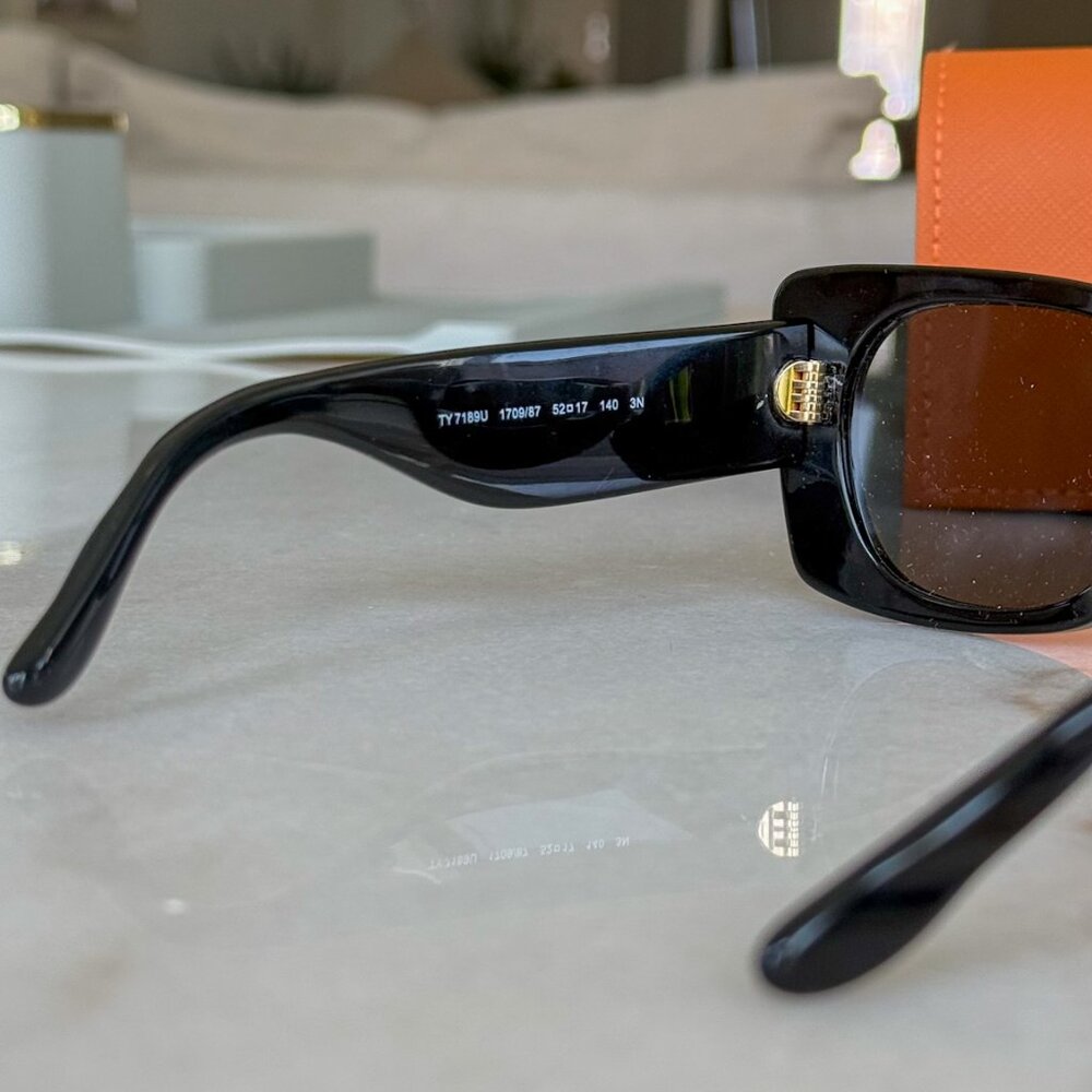 NEW Tory Burch Kira Quilted Geometric Sunglasses Black Gold — TY7189U - Picture 4 of 14